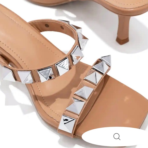 Cape Robbin heels- color tan silver studs- size 7.5 - Picture 8 of 8
